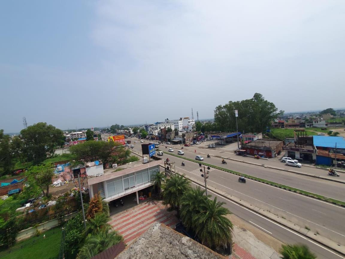 Akash Hotel Managed By Jk Hotels & Resorts Kathua Exterior photo